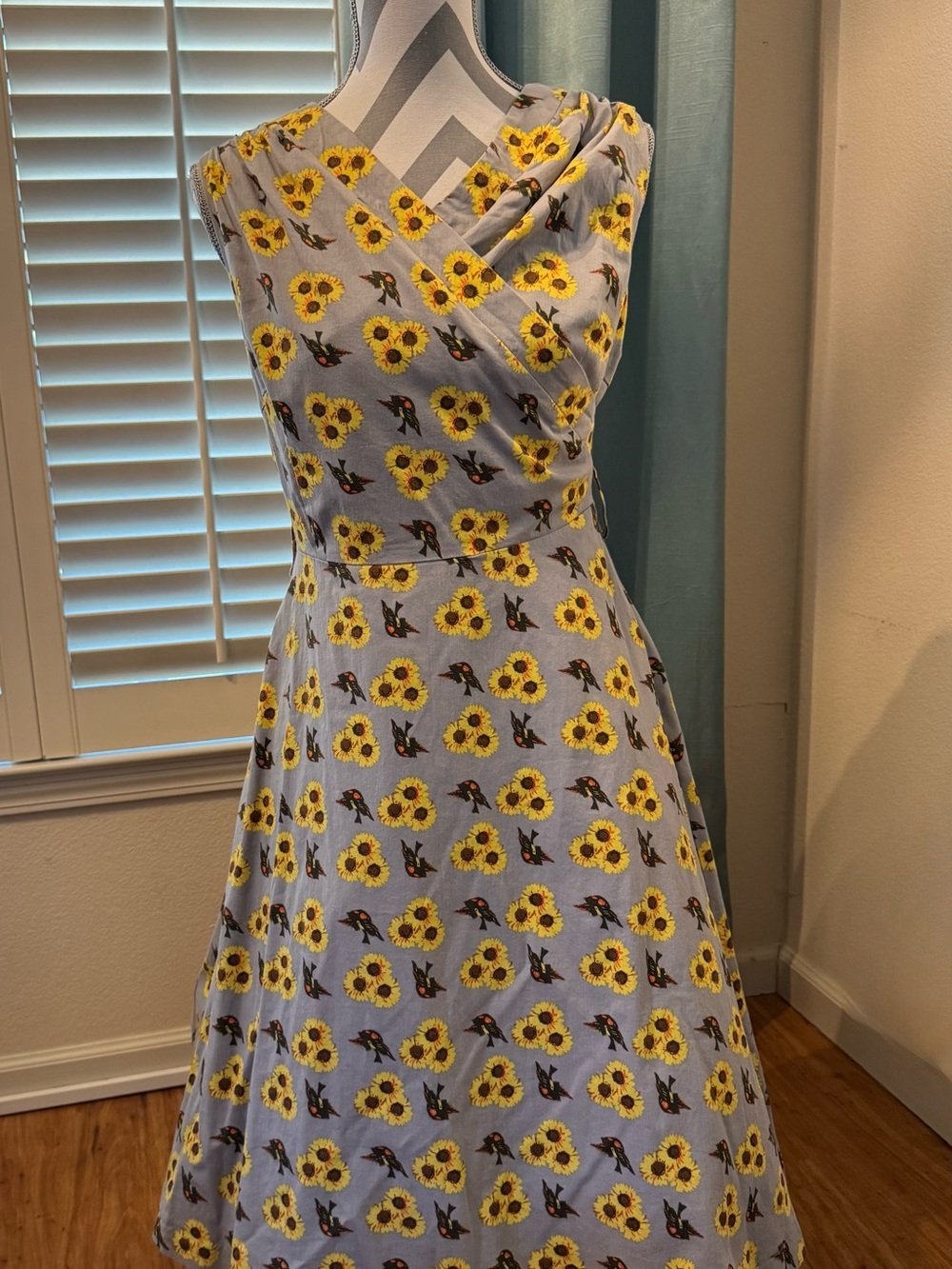 Lindy Bop Gray Midi Dress with Yellow Sunflower Print